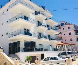 Hotelet ne Ksamil